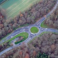 Kreisverkehr Waldkreuzung